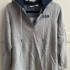 Woman’s LLBean Pullover hooded Top